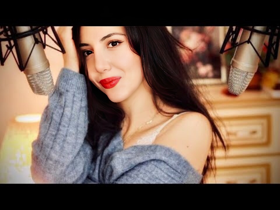 ASMR 哦，是的！！！我喜欢它 ️ Soft Whispers Ear to Ear Ft Dossier